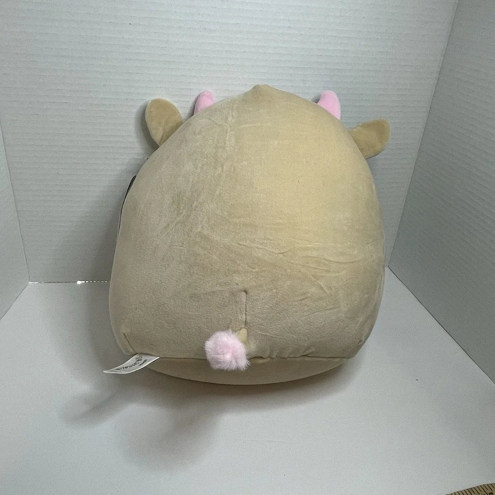 SQUISHMALLOWS CORNELIUS THE COOKIE COW NEW W/TAG 12